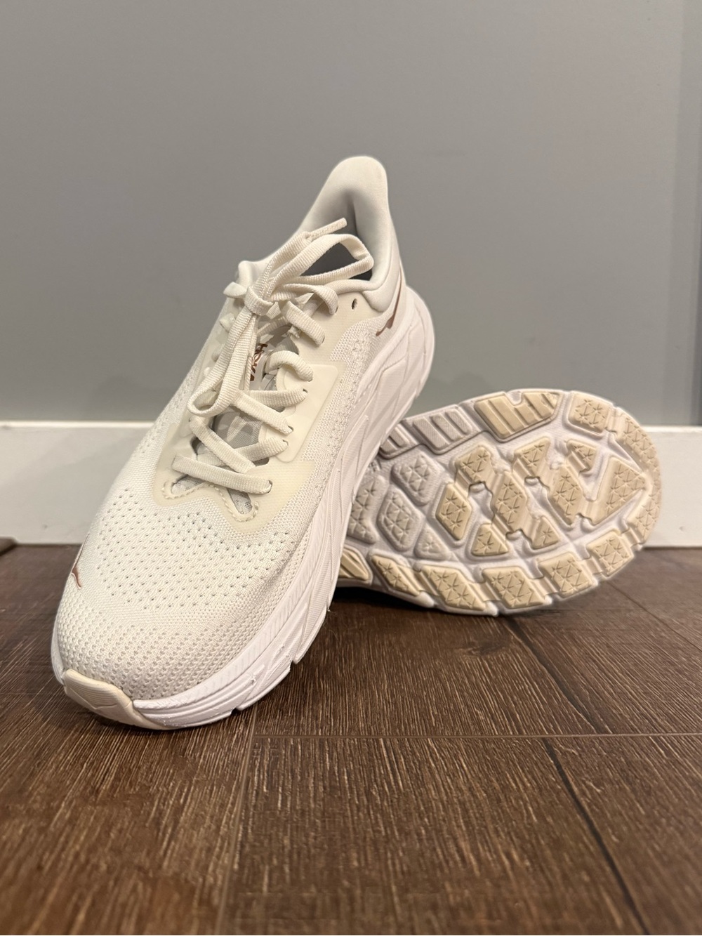 Hoka One One | Arahi 7